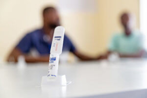 World AIDS Day: Solthis continues its commitment to self-testing